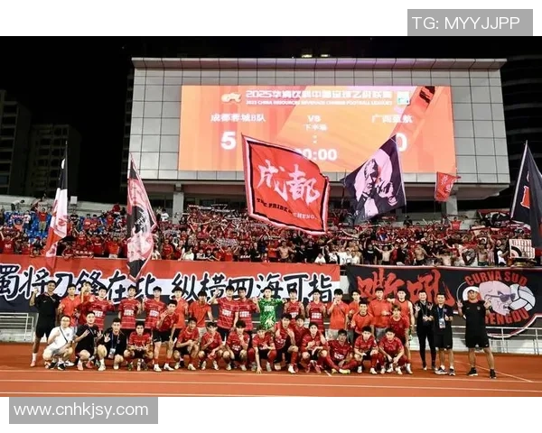 恶名远扬！韩媒批蓉城球迷：在亚冠也有前科，如此“文明”太落后